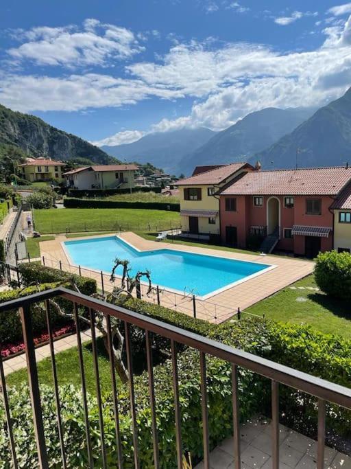 Happy Guest Apartments - Lake View And Pool Riva di Solto Luaran gambar